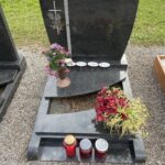Obnova dvojnega nagrobnega spomenika iz sivega in belega marmorja